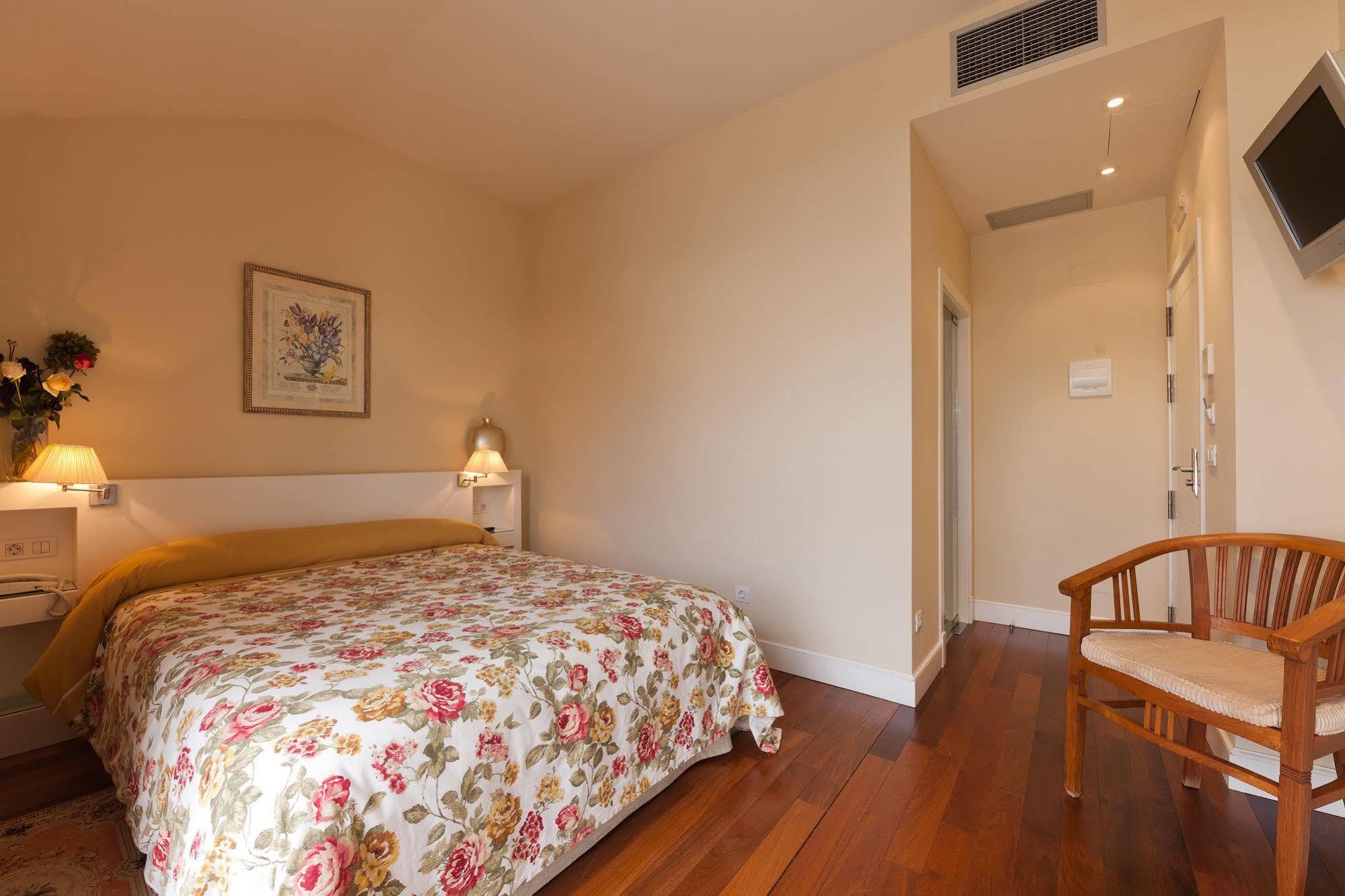 Hotel Puerta Gamboa Vigo Dış mekan fotoğraf